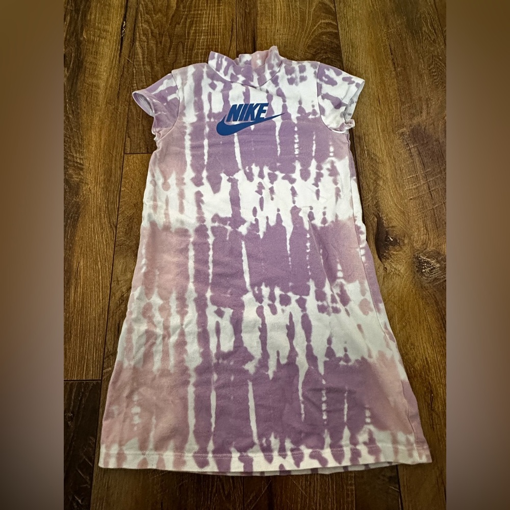 Nike dress size 5